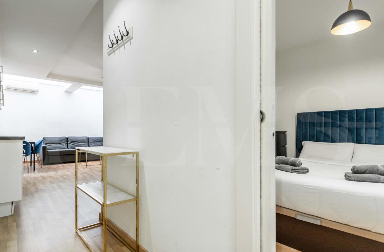 Large Apartment in the heart of Málaga Exterior foto