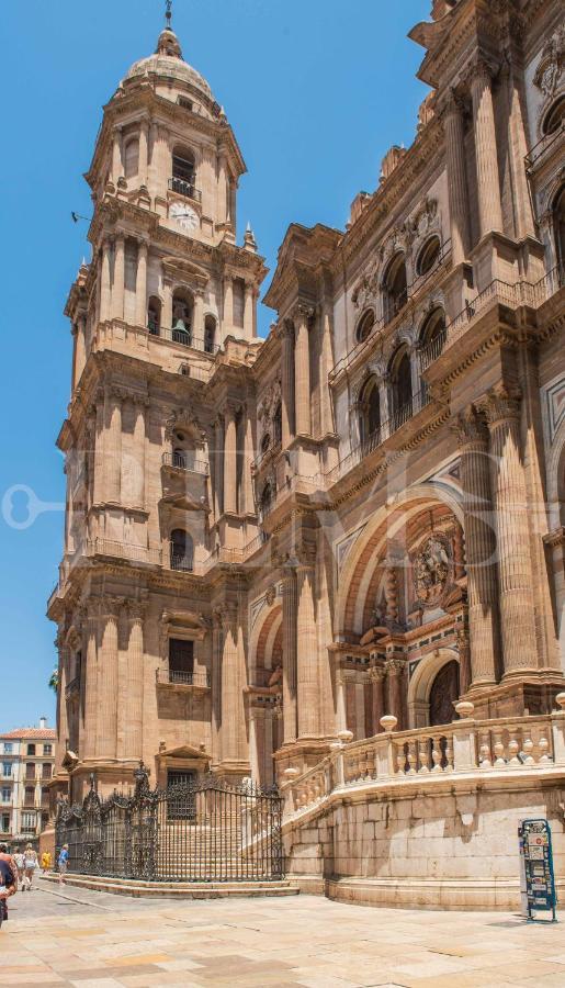Large Apartment in the heart of Málaga Exterior foto